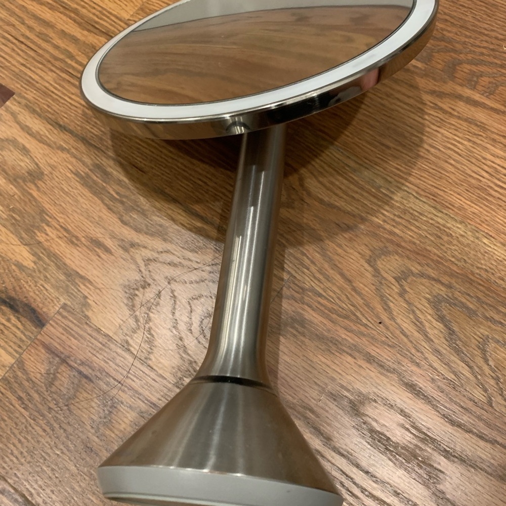 8" simple human sensor mirror - Picture 2 of 3